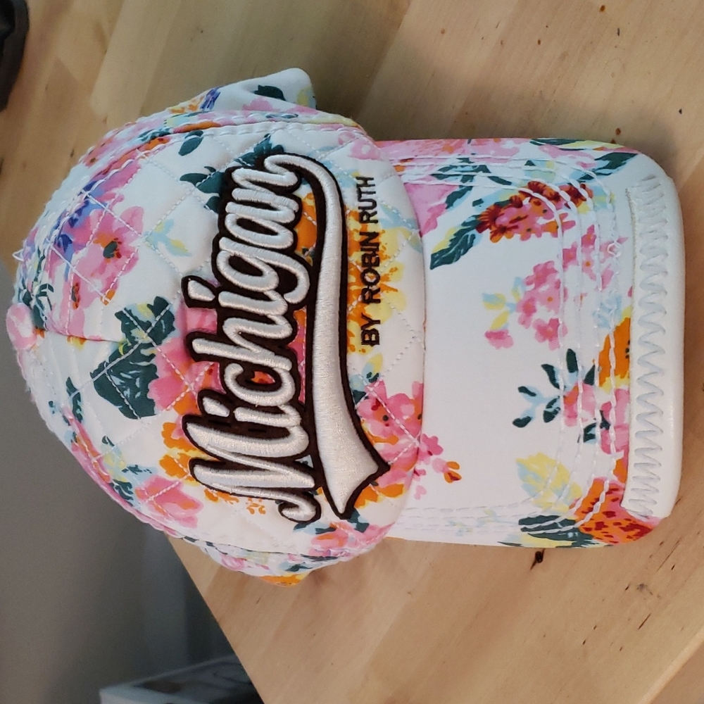 Floral robin Ruth baseball cap